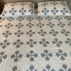 Bee & Willow Neutral White and Gray Quilted Comforter set with Geometric Motif